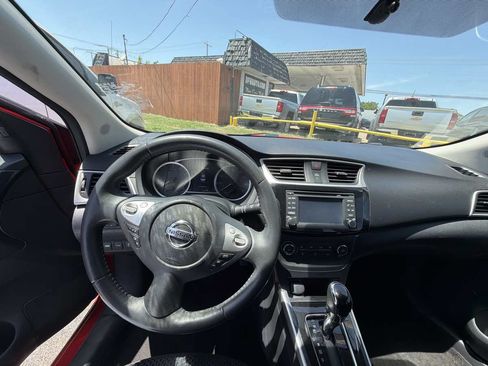 Used 2016 Nissan Sentra SR w/ Driver's Assist Package FWD image 5