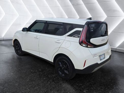 Used 2024 Kia Soul S image 7