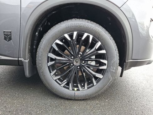 New 2026 Nissan Rogue Dark Armor image 4