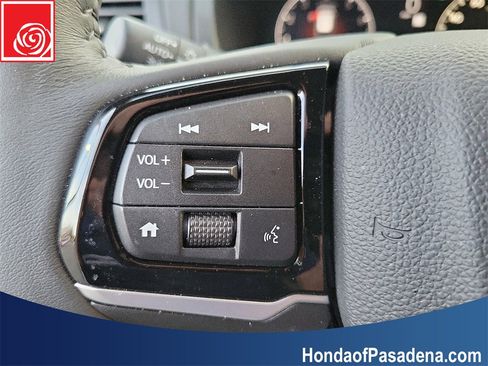 Used 2026 Honda Odyssey Elite image 11