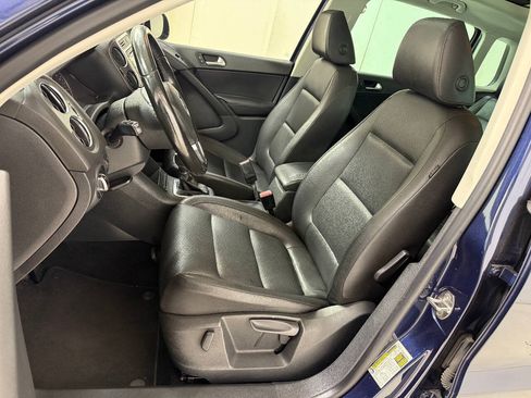 Used 2013 Volkswagen Tiguan SE FWD image 46