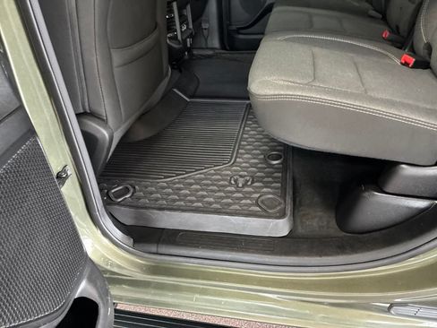 Used 2021 RAM 1500 Big Horn AWD/4WD image 18