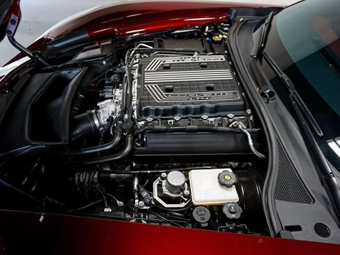 Used 2019 Chevrolet Corvette Z06 RWD image 13