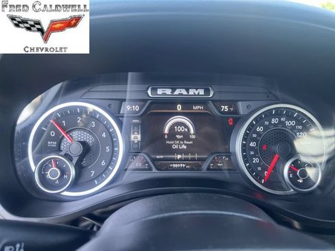 Used 2025 RAM 1500 Big Horn AWD/4WD image 18