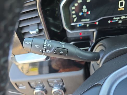 Used 2023 GMC Sierra 1500 SLE AWD/4WD image 26