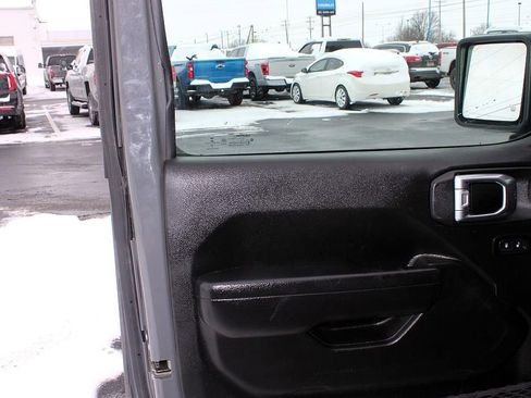Used 2022 Jeep Wrangler Unlimited Sport S image 24