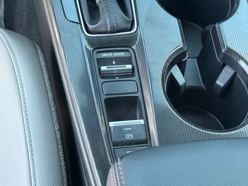 Certified 2025 Honda Civic Sport Touring image 24