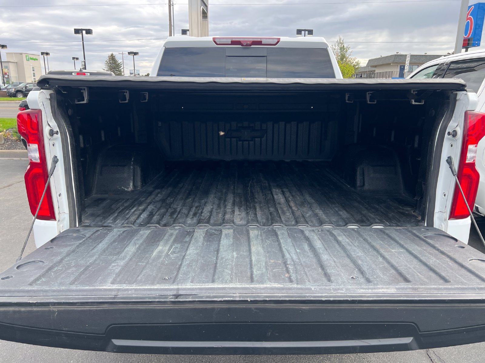 Used 2025 Chevrolet Silverado 1500 ZR2 w/ Technology Package AWD/4WD image 21