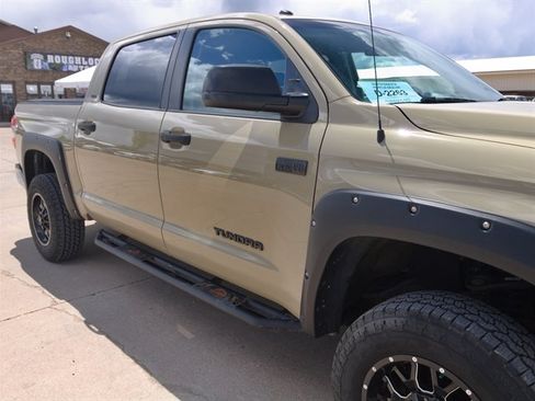 Used 2017 Toyota Tundra SR5 AWD/4WD image 11