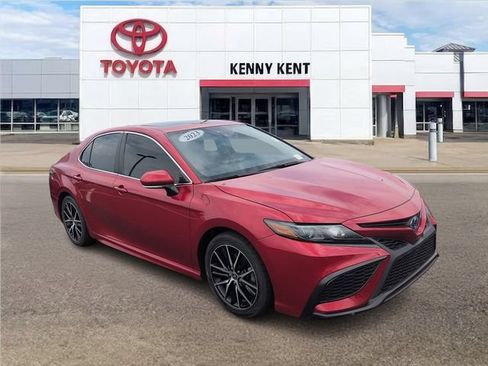 Certified 2023 Toyota Camry SE w/ Audio Upgrade Package FWD image 1