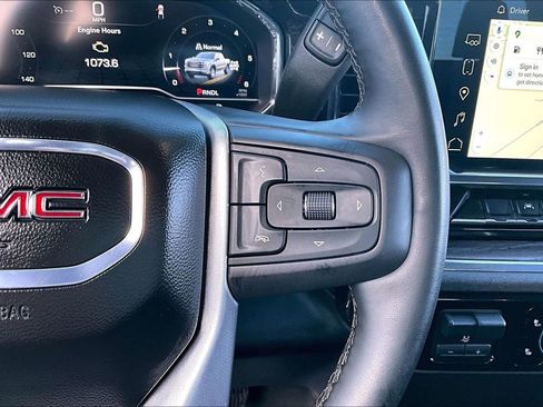 Used 2025 GMC Sierra 1500 SLT image 20