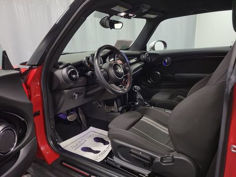 Used 2015 MINI Cooper S image 12