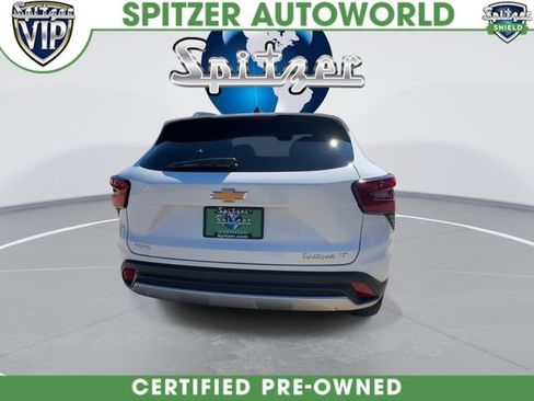 Used 2024 Chevrolet Trax LT w/ Driver Confidence Package FWD image 8
