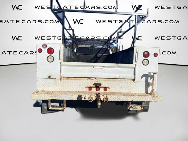 Used 2016 Ford F450 XLT w/ Ambulance Prep Package RWD image 7