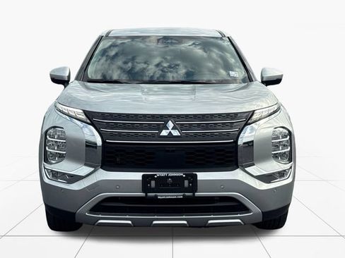 Used 2024 Mitsubishi Outlander SE FWD image 9