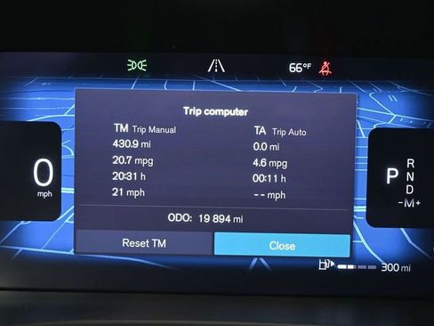 Used 2024 Volvo XC60 B5 Plus w/ Protection Package Premier image 27