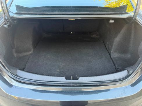 Used 2017 Chevrolet Malibu LT FWD image 24