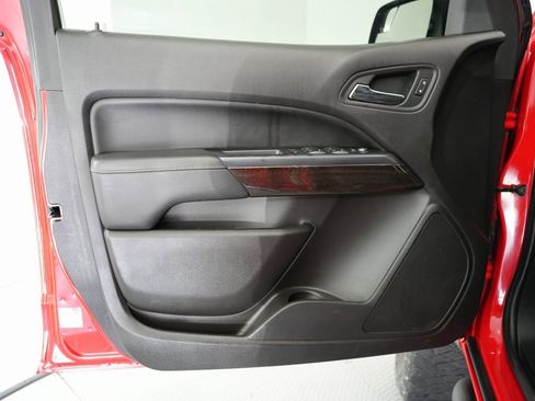 Used 2016 GMC Canyon SLT w/ Driver Alert Package image 41