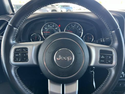 Used 2018 Jeep Wrangler Sport AWD/4WD image 20