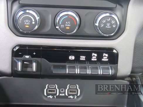 Used 2024 RAM 2500 Big Horn w/ Off Road Package AWD/4WD image 21