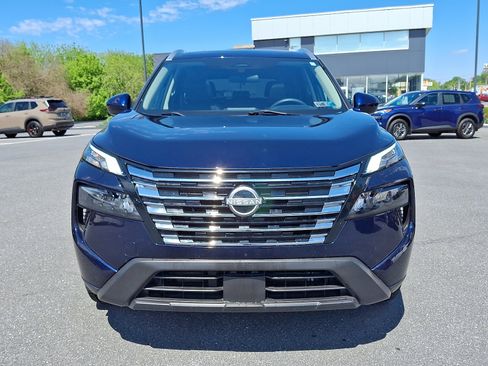Certified 2024 Nissan Rogue SV w/ SV Premium Package AWD/4WD image 2