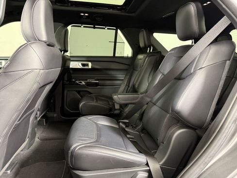 Used 2023 Ford Explorer ST w/ Equipment Group 401A AWD/4WD image 14