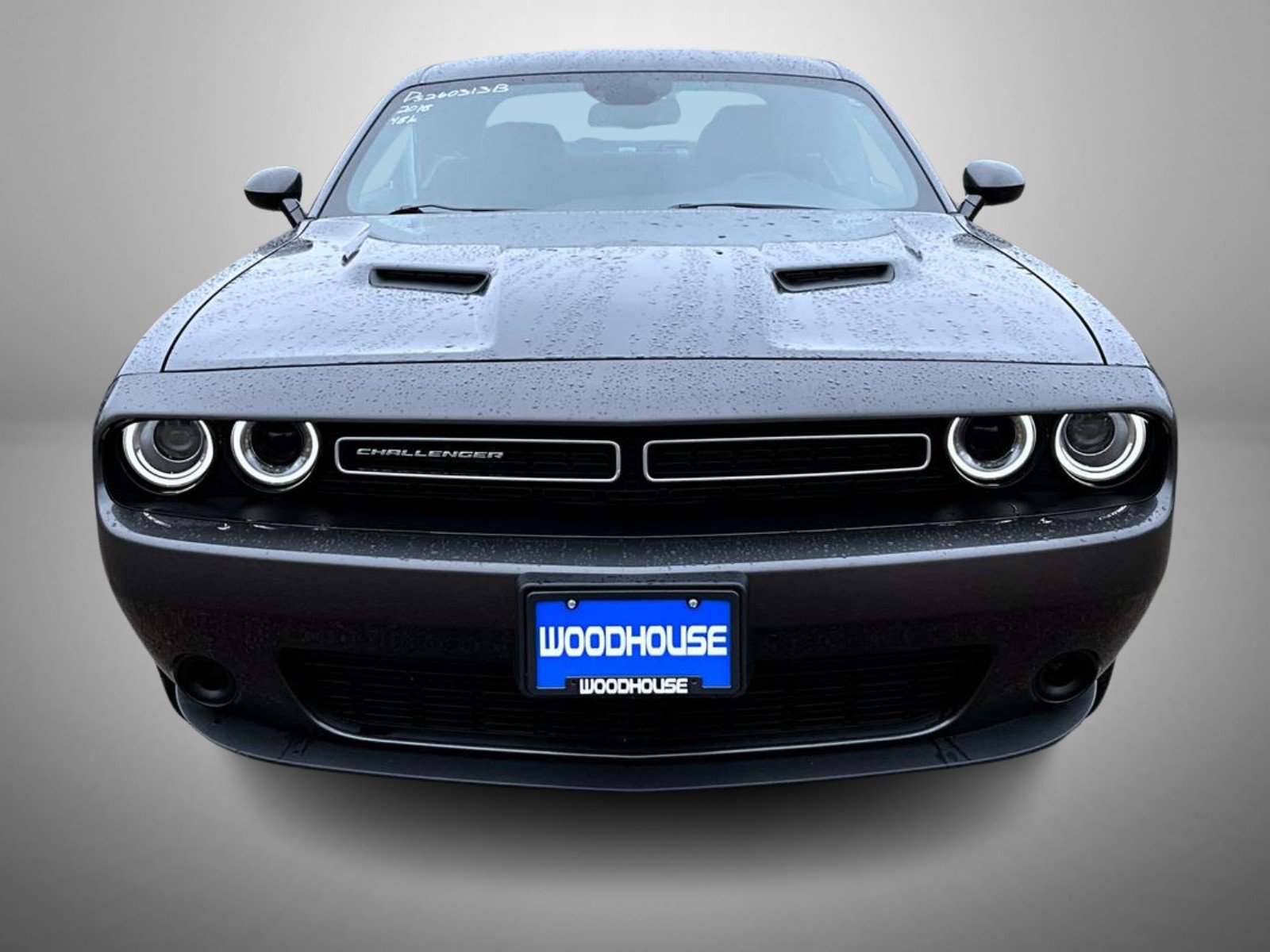 Used 2018 Dodge Challenger SXT RWD image 2