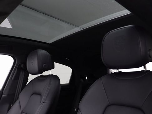 Used 2026 Porsche Cayenne GTS image 14