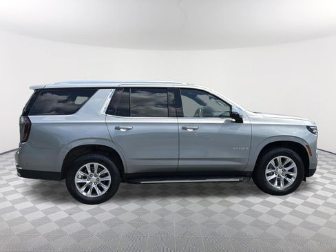 Used 2025 Chevrolet Tahoe Premier AWD/4WD image 4