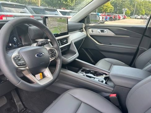 New 2026 Ford Explorer Active w/ Active Comfort Package AWD/4WD image 19