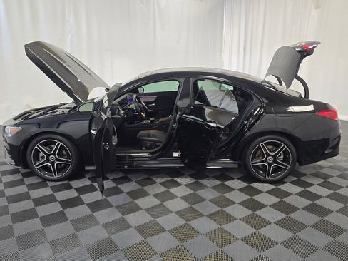 Used 2022 Mercedes-Benz CLA 250 4MATIC image 10