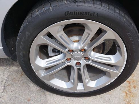 Used 2018 Audi Q3 2.0T Premium FWD image 10