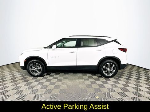 Used 2024 Chevrolet Blazer LT w/ Convenience Package image 6