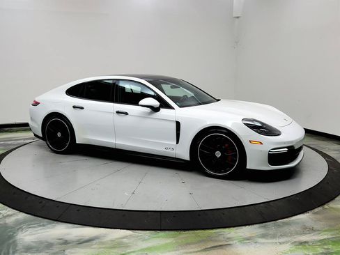 Used 2019 Porsche Panamera GTS AWD/4WD image 3