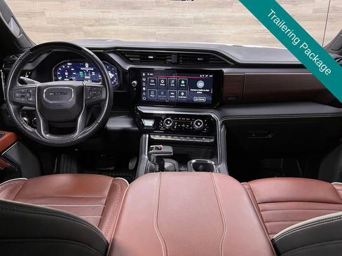 Used 2024 GMC Sierra 1500 Denali Ultimate image 2
