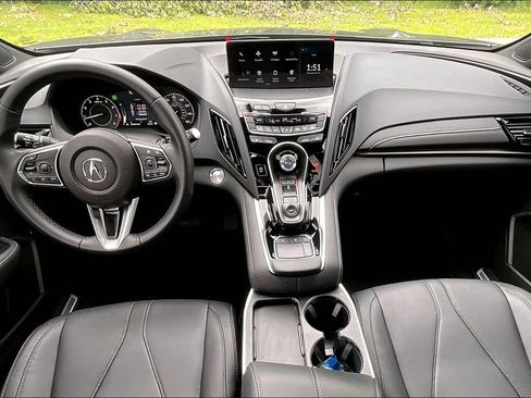 Used 2025 Acura RDX SH-AWD image 2