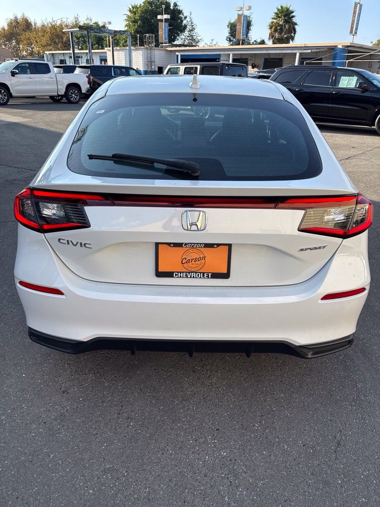 Used 2023 Honda Civic Sport image 6
