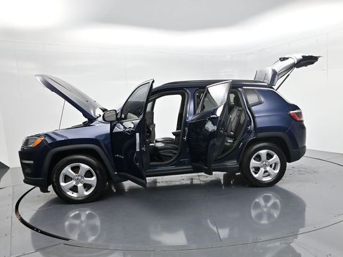Used 2020 Jeep Compass Latitude image 59