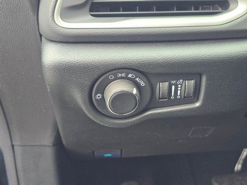 New 2026 Chrysler Voyager LX FWD image 26