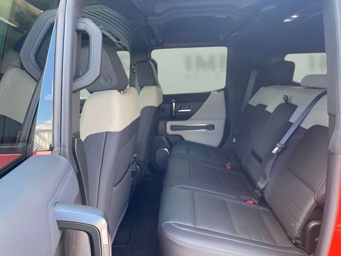 Used 2026 GMC Hummer EV SUV AWD/4WD image 14