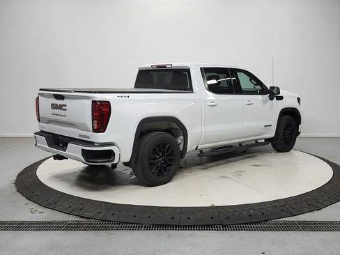 Used 2024 GMC Sierra 1500 Elevation AWD/4WD image 8
