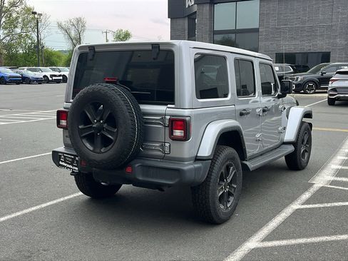 Certified 2021 Jeep Wrangler Unlimited Sahara AWD/4WD image 5