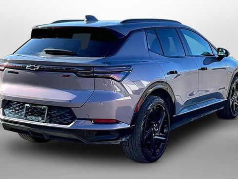 Certified 2024 Chevrolet Equinox EV RS FWD image 12