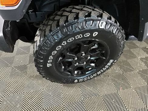 Used 2023 Jeep Wrangler Unlimited w/ Cold Weather Group AWD/4WD image 8