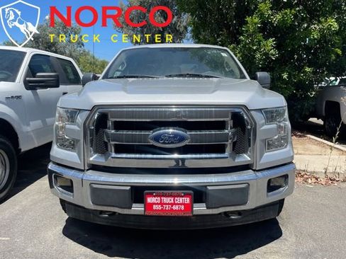 Used 2017 Ford F150 XLT w/ Trailer Tow Package image 12