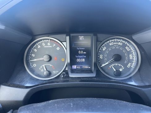 Used 2017 Toyota Tacoma TRD Sport image 26