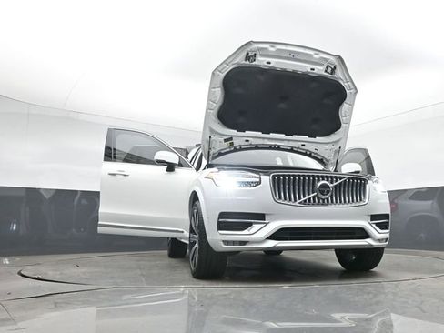 Used 2024 Volvo XC90 B6 Plus w/ Protection Package Premier AWD/4WD image 55