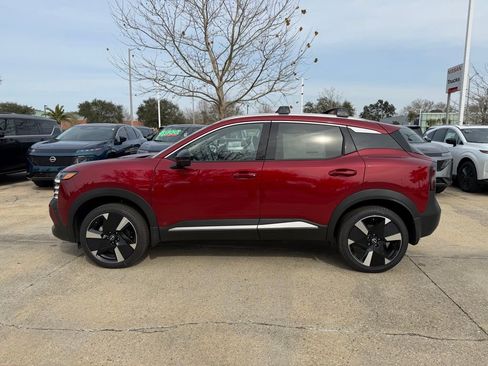 New 2026 Nissan Kicks SR image 2