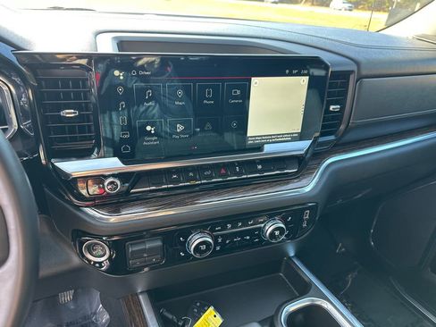 Used 2024 GMC Sierra 1500 Elevation w/ Preferred Package image 28