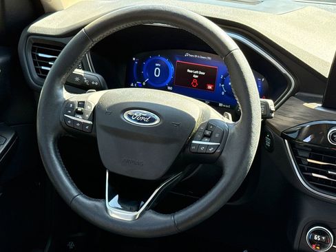 Used 2020 Ford Escape Titanium w/ Titanium Premium Package 2.0 image 14